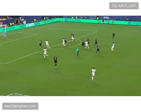 挪威3-2塞内加尔,厄德高带队“维京划船”庆祝出圈 挪威3-2塞内加尔,厄德高带队“维京划船”庆祝出圈